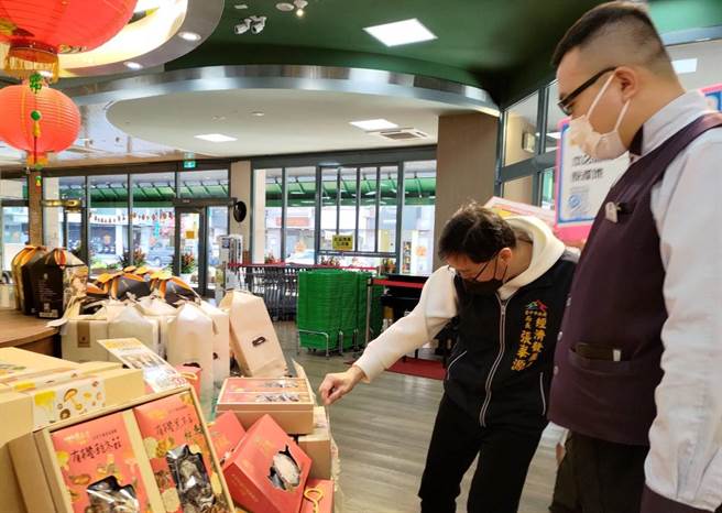 台中有生鲜业者考量食品安全以及相关检验成本较高，表示今年内尚无规画进口福岛县、茨城县、枥木县、千叶县及群马县等食品。（台中市府提供／卢金足台中传真）