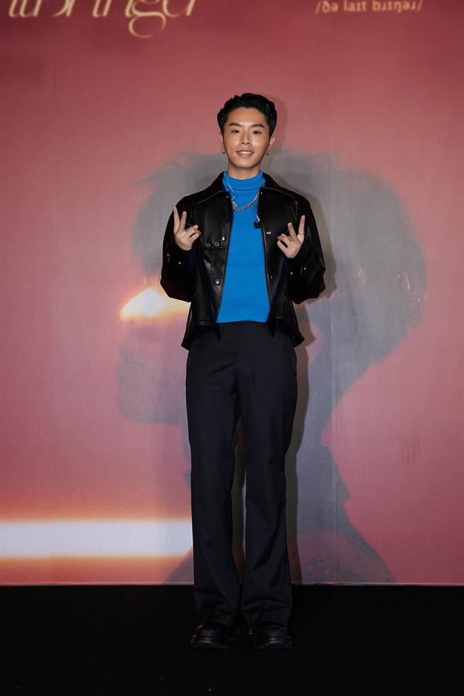 HowZ今举办《带光者》记者会暨签唱会。（迷音乐 Me Music提供）