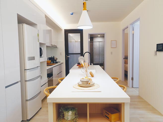 台中「大鑫大心」将豪宅大中岛搬进26坪两房产品。图／业者提供