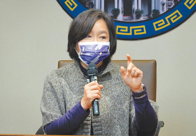 针对立委陈玉珍的姊夫、金门县警局队长蔡其豪被检举违法兼职，监察委员纪惠容（图）11日公布调查报告，指蔡未注意迴避，伤害警察机关形象，但没有查到兼职的据，建议由行政机关议处。（姚志平摄）