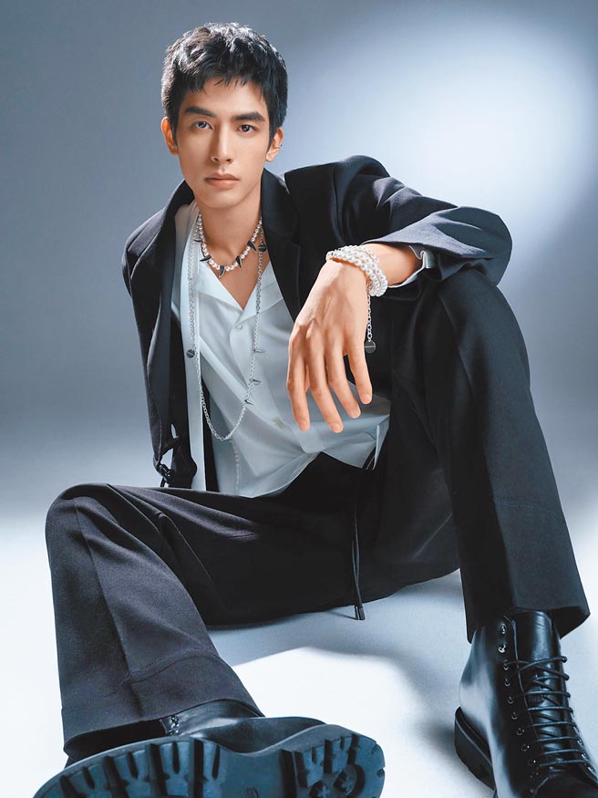 MIKIMOTO宣布邀请宋威龙担任品牌的首位男性代言人。（MIKIMOTO提供）