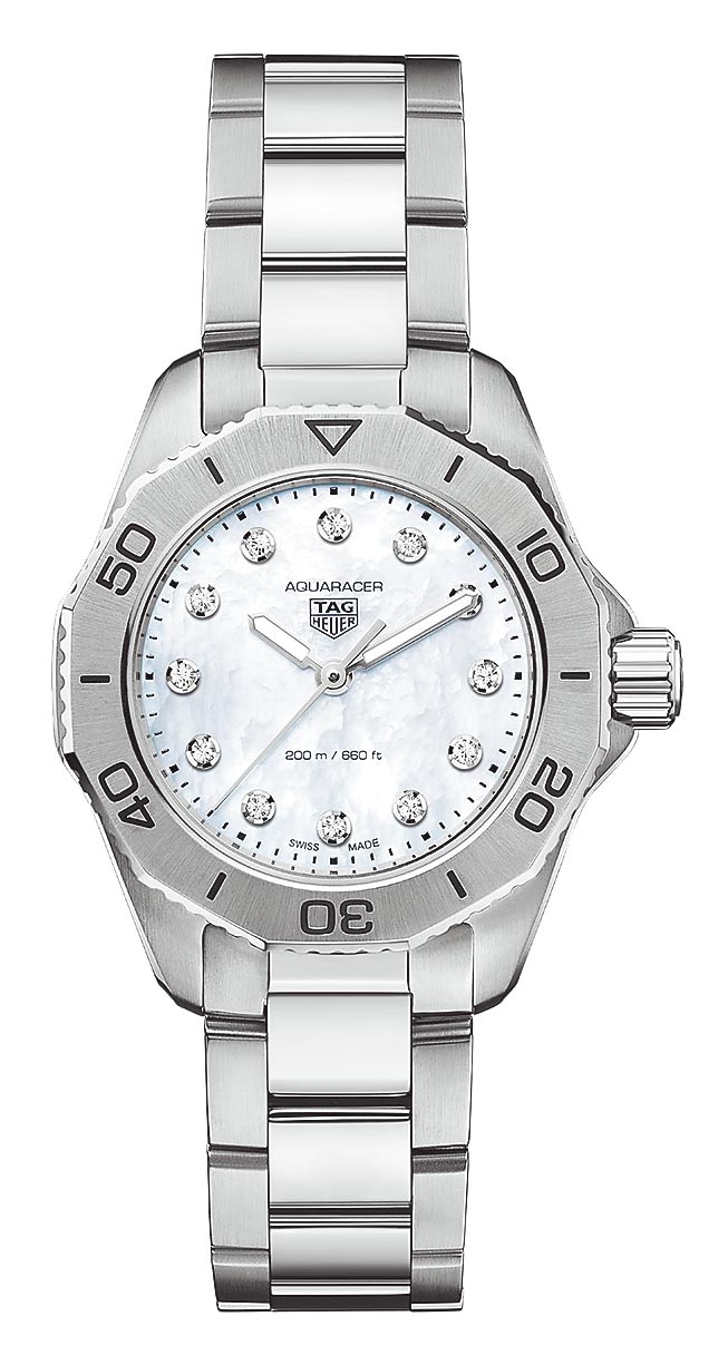 泰格豪雅Aquaracer Professional 200腕表30mm石英鑲鑽款 ，8萬7500元。（TAG Heuer提供）