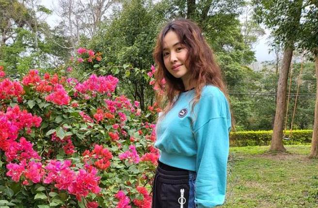 蔡依林曬走春照不只凍齡，穿搭也相當前衛。（圖／取材自蔡依林Instagram）