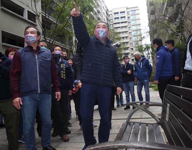 新北卫生局证实，今天又有新增本土个案，巿长侯友宜下午2时40分将说明。（张铠乙摄）