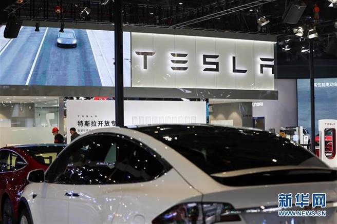 特斯拉有关负责人13日中午回应：「（寧德时代）和特斯拉谈崩，确实不属实。」（新华社）