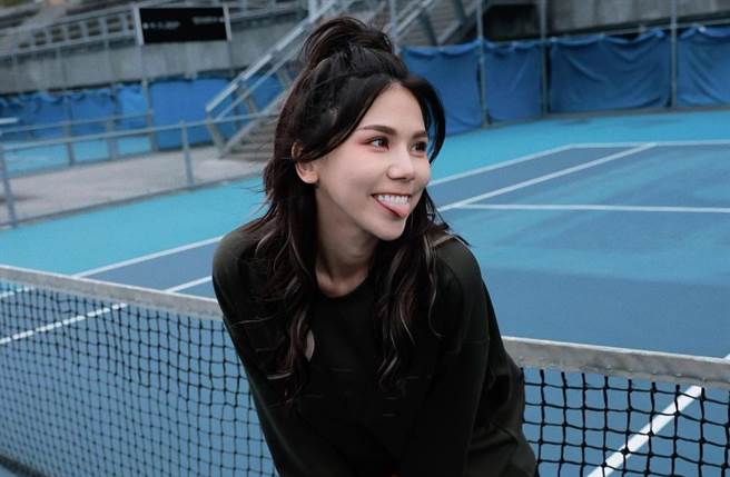 蕾菈个性直率、人气火红。（图／翻摄自IG）