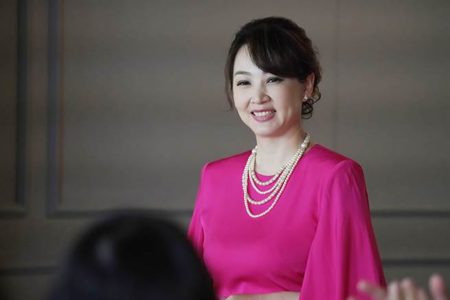  郁方饰甄心。（华视提供）