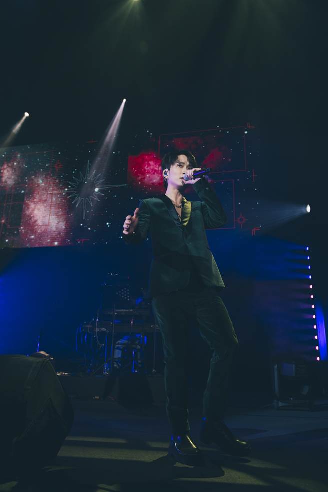 邱锋泽今在TICC举办个人演唱会。（原音兄弟提供）