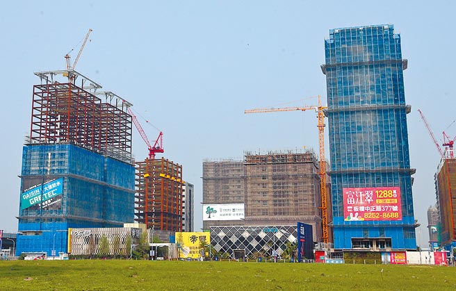 家庭负债三级跳图╱本报资料照片