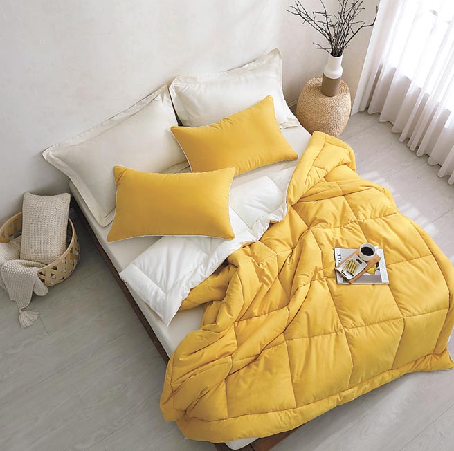 MONTAGUT马卡龙色系「牛奶丝好眠水洗被枕组」。（MONTAGUT提供）