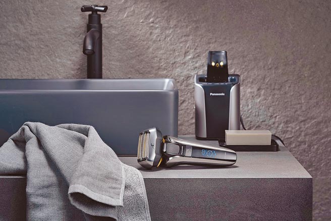 Panasonic 2202 电鬍刀LV9E。（Panasonic提供）