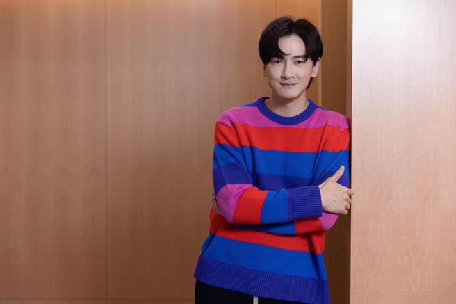 郑元畅期许每一年的自己都要比去年更好。（中天娱乐台提供）