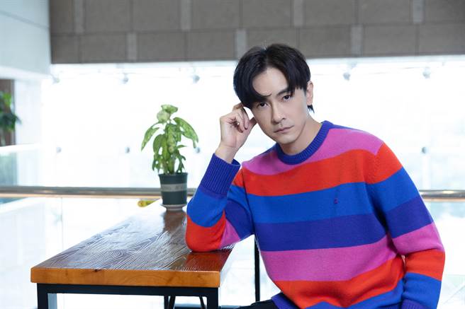 郑元畅期许每一年的自己都要比去年更好。（中天娱乐台提供）