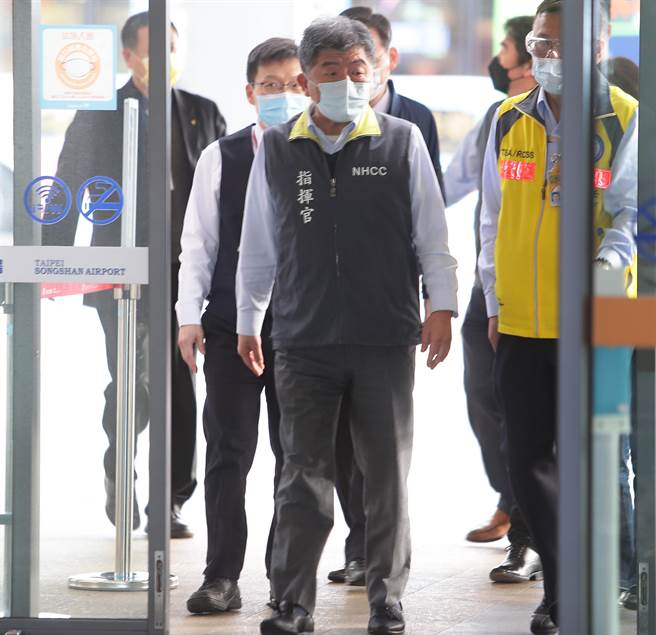 卫福部长陈时中（中）。（资料照/季志翔摄）