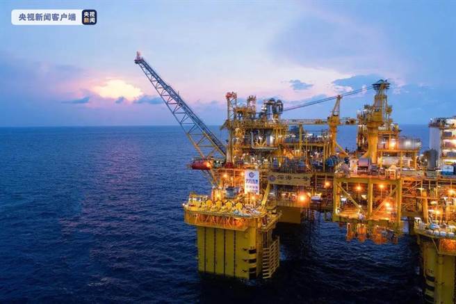 大陆深水大气田「深海一号」累计产气逾超10亿立方公尺。（摘自央视）