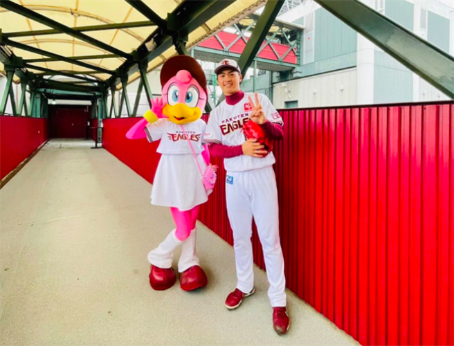 樂天金鷲台灣左投王彥程。（擷取自王彥程IG）