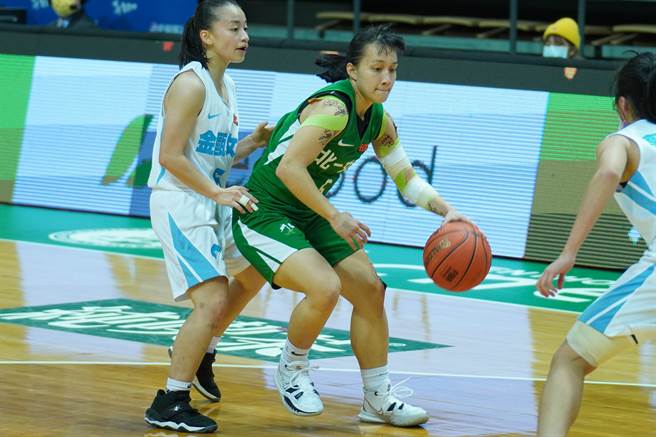 宋瑞蓁（中）希望在場上更享受比賽，展現自己最好的一面。（高中體總提供）