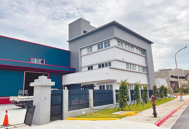 黑伟机械斥资三亿打造桃科新厂已竣工，将成为未来的生产基地。图／黑伟机械提供