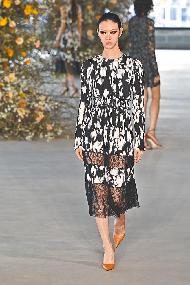 相较过去亮丽的季节系列，这次Jason Wu秋冬打造另一种低调的华丽。（CFP）