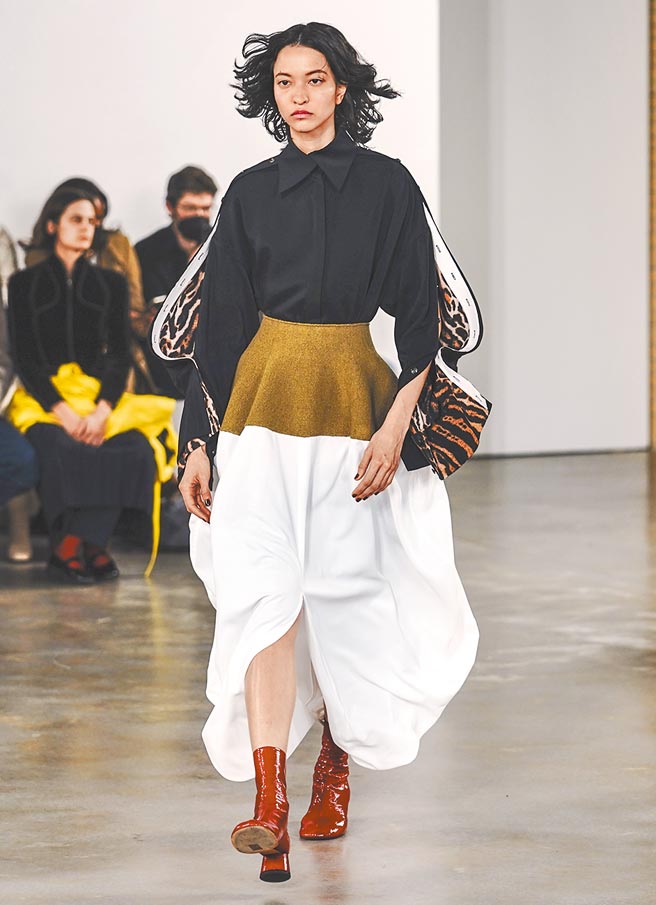 Proenza Schouler秋冬强调腰部与形体。（美联社）