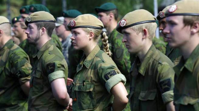 挪威发布《2022年国家威胁评估报告》，中国驻挪威大使馆斥责：恶意制造威胁对立不得人心。图为挪威军人。（图/挪威陆军官网）