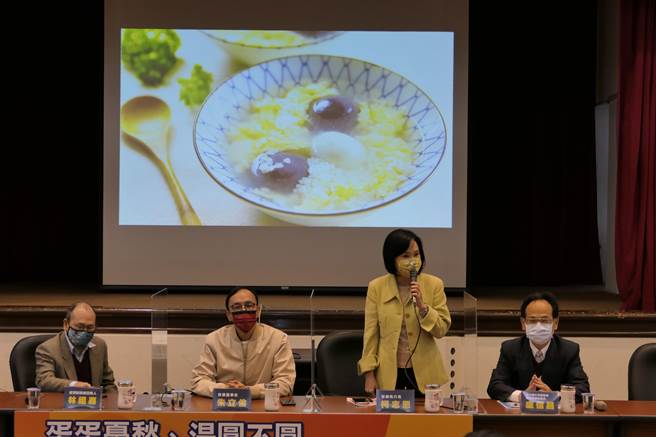 國民黨智庫今天舉辦「蛋蛋憂愁、湯圓不圓-物價漲聲何時了」記者會。（趙婉淳攝）