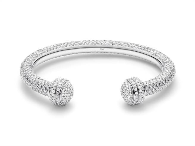 伯爵Possession系列白金钻石手环，276万元。（PIAGET提供）