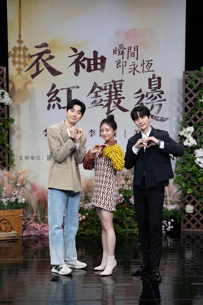 李俊昊（右起）、李世荣、姜勋疫情结束后最想来台湾跟粉丝见面。（friDay影音提供）