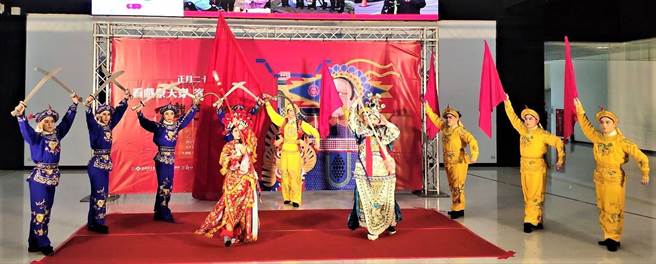 荣兴客家採茶剧团将带来苗栗客家大戏「铁弓缘」。(李京升摄)