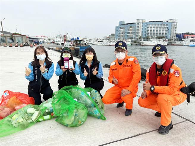 屏东海废换物活动15日正式起跑，为海洋渔业废弃物回收写下新的一页。（屏县府提供／林和生屏东传真）