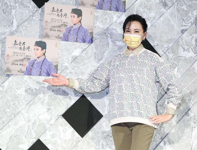 陳亞蘭累到牙齦發炎、右臉腫脹。（陳俊吉攝）