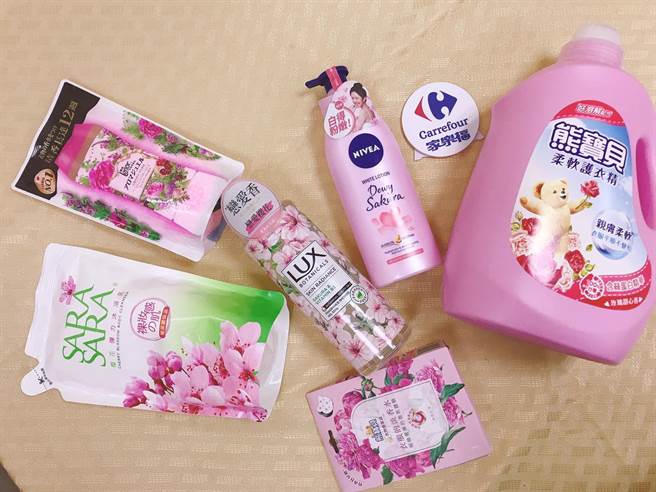 家乐福樱花祭让居家用品也散发粉红氛围。（家乐福提供）