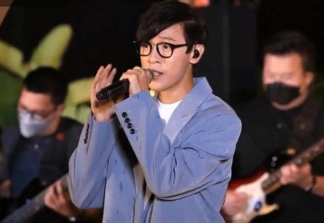 方泂镔今元宵节在老家槟城举办音乐会。（翻摄脸书直播）