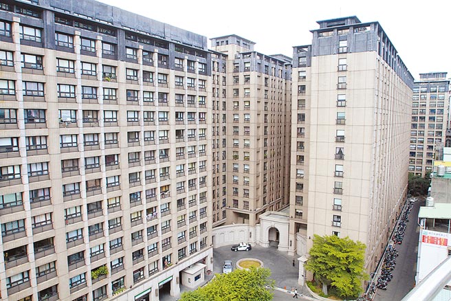 工业区违规自用住宅乱象多，国民党立委林思铭呼吁检视相关法令、函释，非住宅区土地不得继续适用自用住宅用地税率。（本报资料照片）