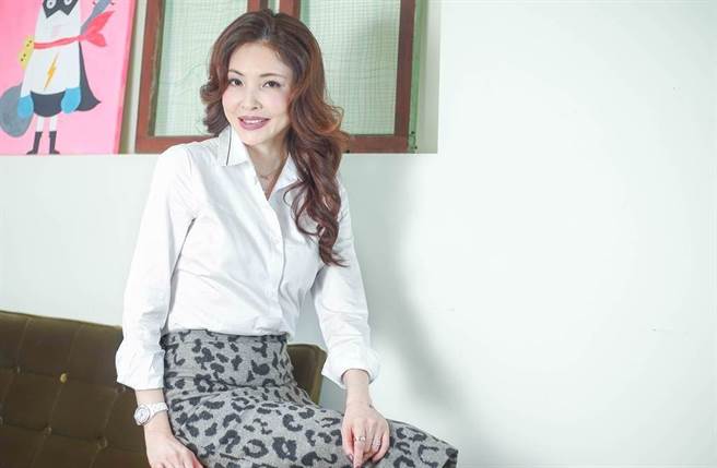 何如芸年初飛往新加坡與兒子團聚。(中時資料照)