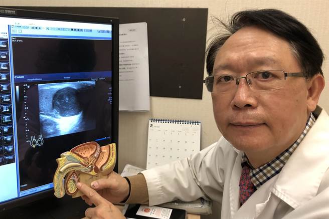 书田诊所泌尿科主任医师周固表示，副睪脓疡是一种不常见的副睪炎併发症，常发生在严重副睪炎或是长期未接受治疗者，症状与睪丸肿瘤相似，是因大肠杆菌、淋菌、披衣菌等进入副睪引起，好发于35岁以下的年轻人，但年长者也可能发生。（书田诊所提供／林周义台北传真）