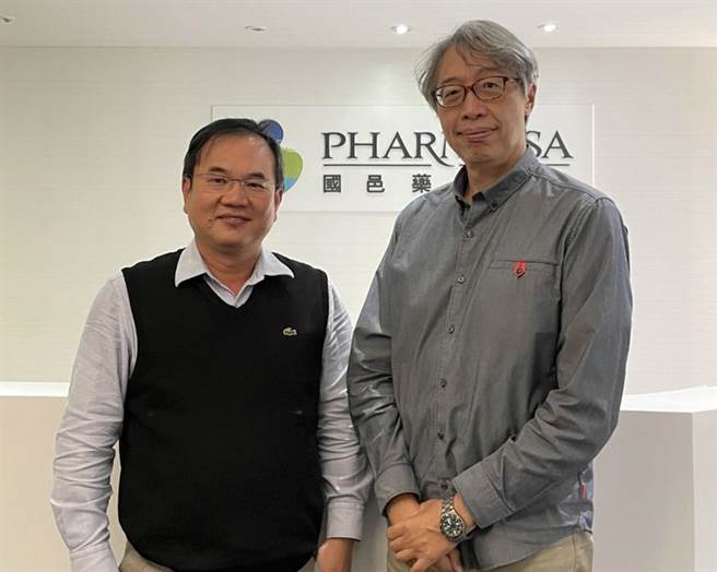 （国邑董事长王建治(左)、总经理甘霈。图／杜蕙蓉）
