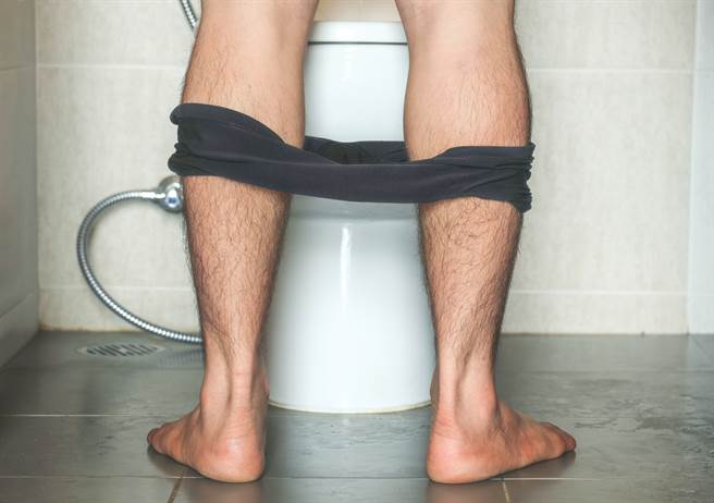 不少人在性行为或自慰完后，容易有频尿问题，担心是性功能障碍前兆，「最美博士」许蓝方对此解释，其实没有关系。(示意图/达志影像)