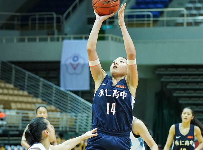 永仁高中张聿敏差1助攻就大三元。（高中体总提供）