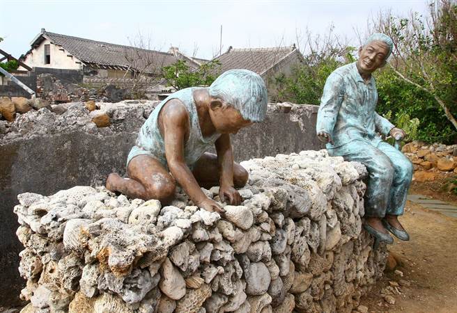 《外婆的澎湖湾》由民歌手潘安邦唱出童年在澎湖与外婆的祖孙情。图为潘安邦故居现为「潘安邦纪念馆」。（本报系资料照片）