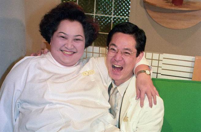 邹美仪与巴戈主持节目《双星报喜》走红。（图／中时资料照）