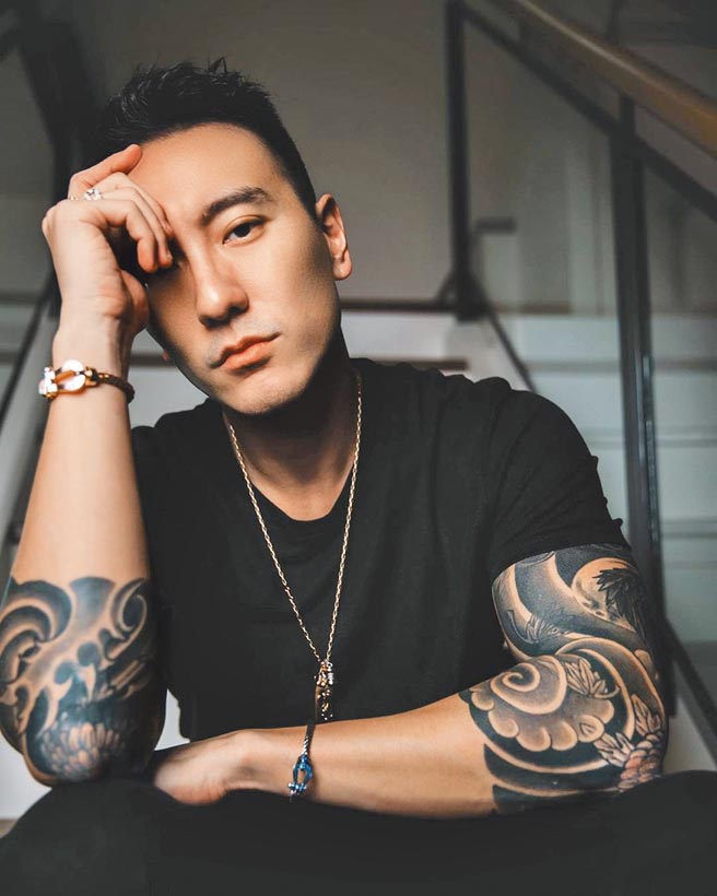 王陽明佩戴FRED經典Force 10珠寶和Winch系列珠寶。（摘自IG）