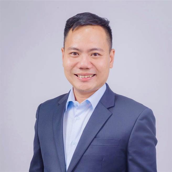 民眾党屏东县党部17日宣布，新任屏东主委由林育先接任。（翻摄林育先脸书／谢佳潾屏东传真）