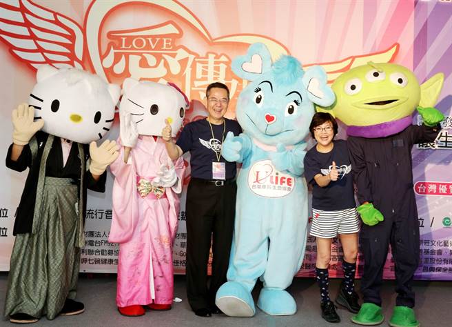 巴戈和紀寶如行善不落人後。優質生命協會提供