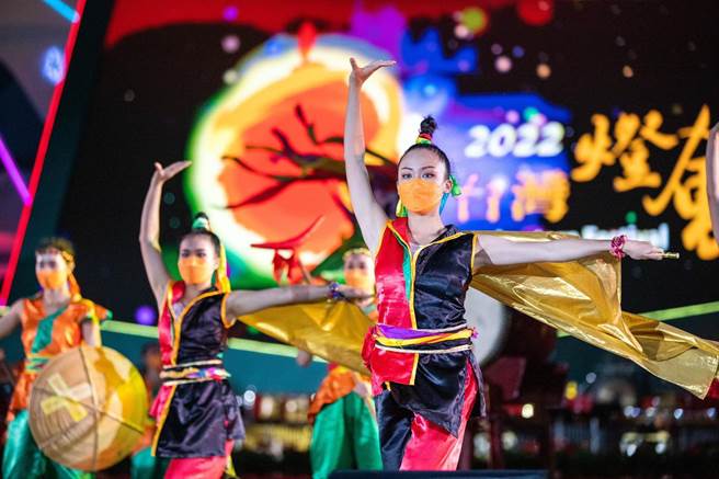 2022台灣燈會開幕表演，中華藝校是唯一獲邀學校代表。（校方提供）