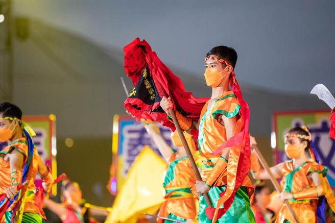 2022台灣燈會開幕表演，中華藝校是唯一獲邀學校代表。（校方提供）