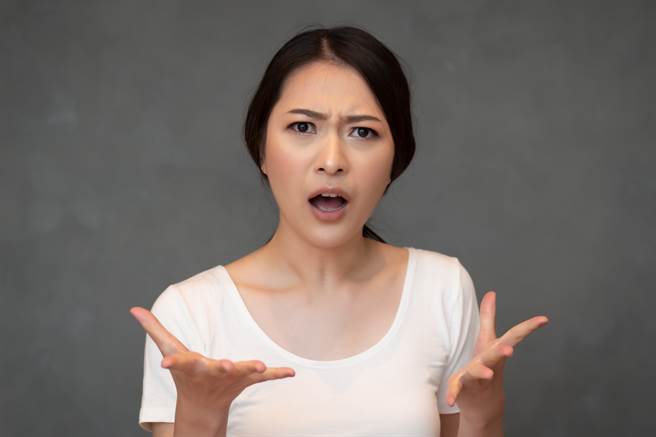 水瓶座、處女座、摩羯座說話很有殺傷力，常常讓人氣個半死。（示意圖／shutterstock）