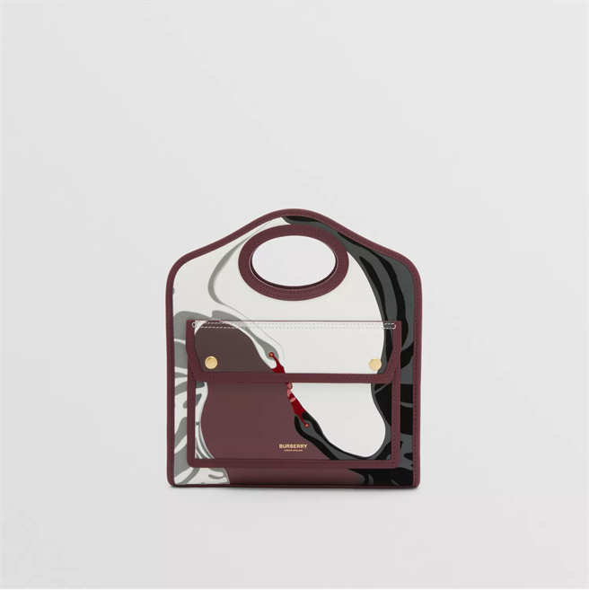 迷你天鹅图案皮革 Pocket 包7万5000元，天鹅图样为限定店独家。（Burberry提供）