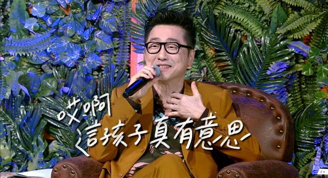 看完王彙筑表演，哈林父愛大噴發。（《聲林之王3》提供）