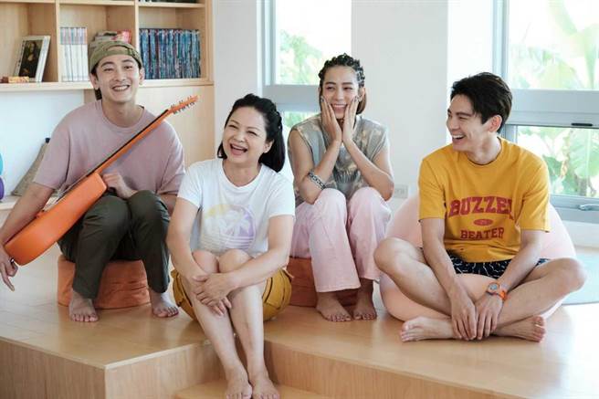 实境节目《阮三个3》明天首播。（虾皮提供）